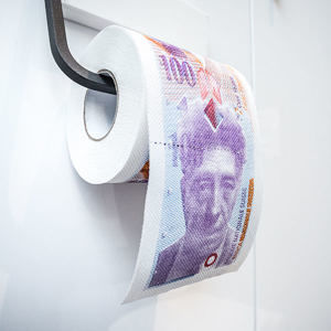 Toaletný papier 100 švajčiarskych frankov